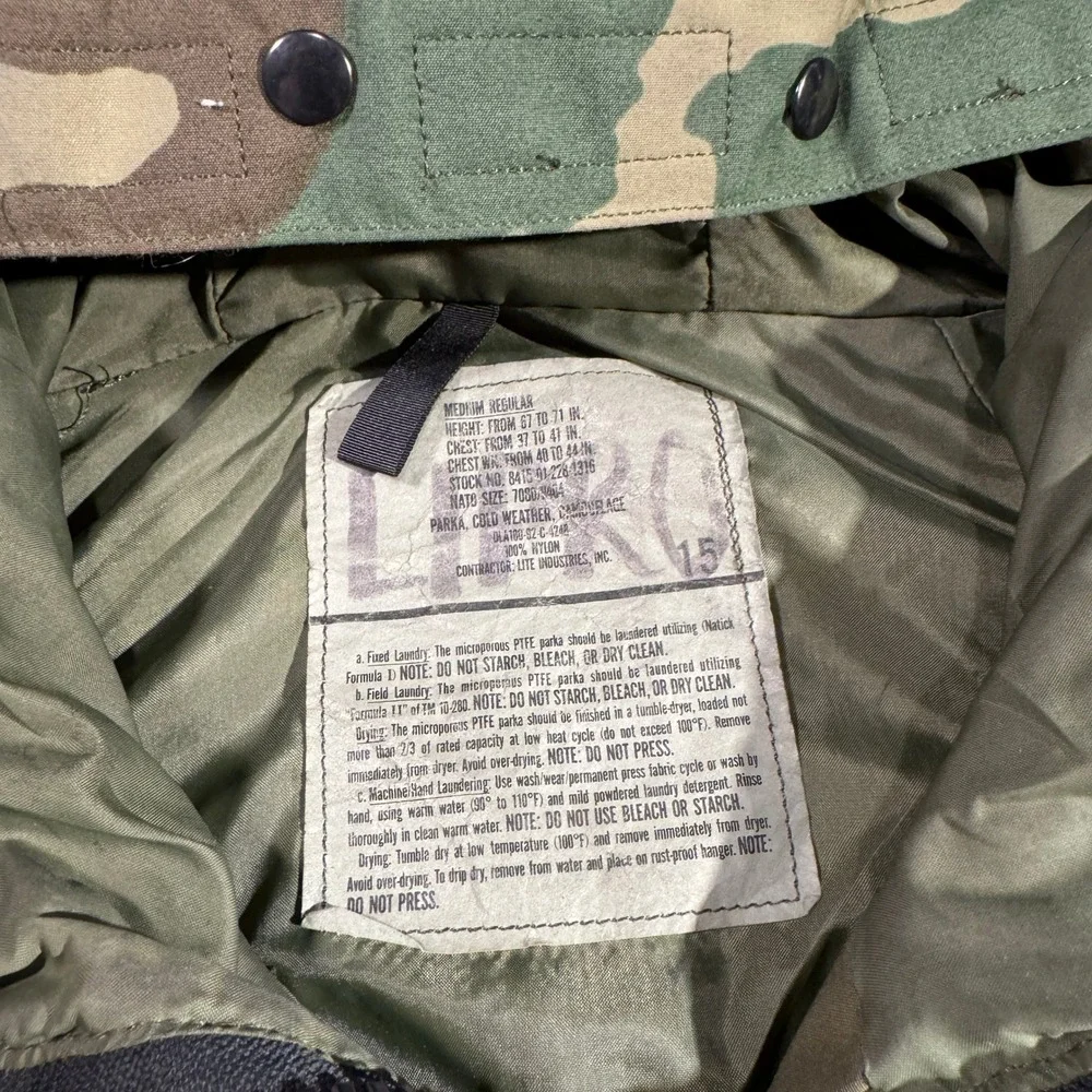 US Military ECWCS Gen 1 Woodland Camo Cold Weather Parka Medium Regular